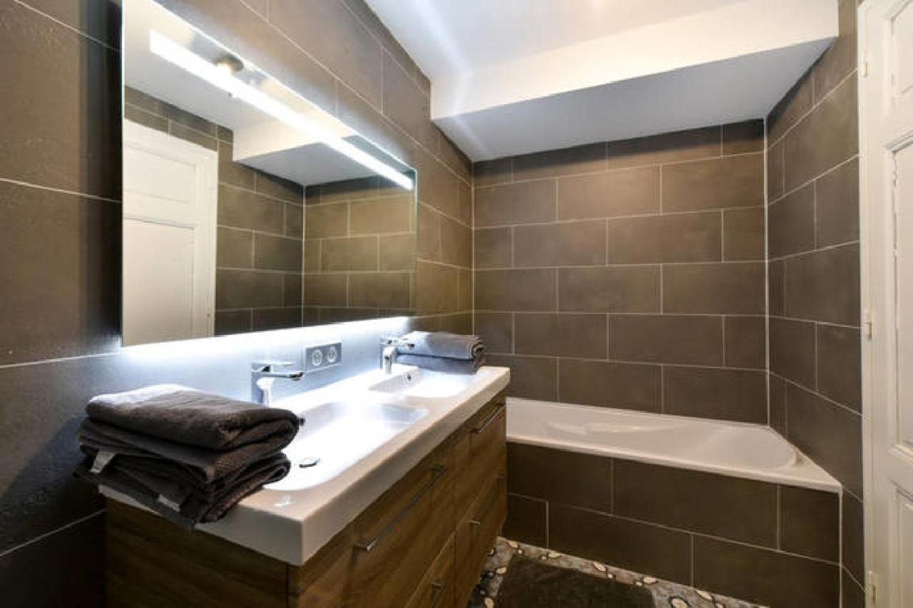 Wonderful T3 In Old Town Apartment Bordeaux Bagian luar foto
